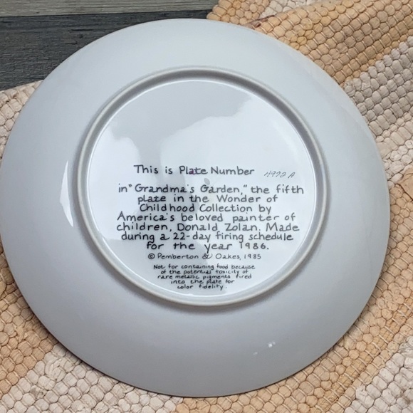 Donald Zolan's "Wonder of Childhood" Plate 1986 - Picture 3 of 5